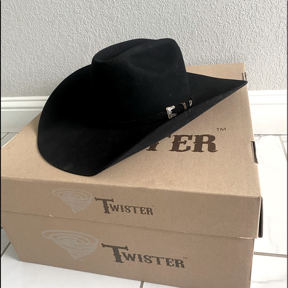 Never worn!